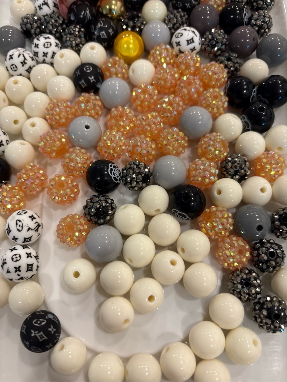 100+ Mixed Craft Bead Lot with gold Crystal and Black-White Logo Beads - Picture 2 of 3